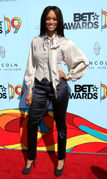 Blouses with Tienecks 9833-blouses-with-tienecks.jpg